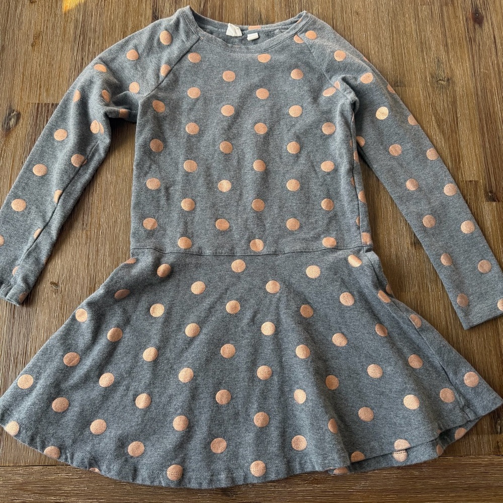 3/27$ GAP Kids Grey Dress with Polka Dots size M (8)